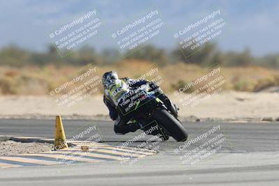 media/Oct-30-2025-Racers Edge (Thu) [[dabbdaf680]]/2-A Group/Session 2 (Turn 16)/